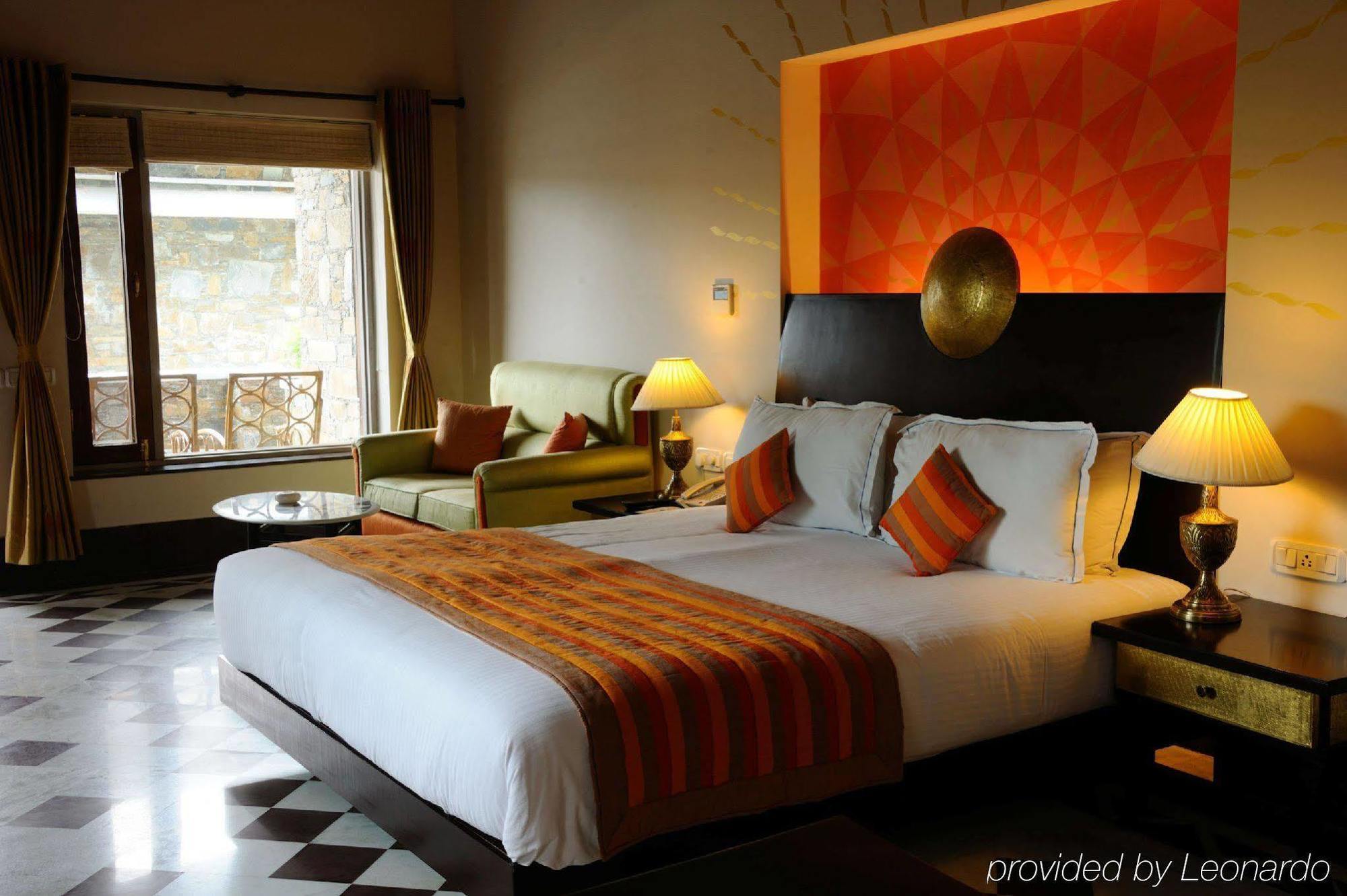 Ramada Udaipur Resort & Spa Habitación foto
